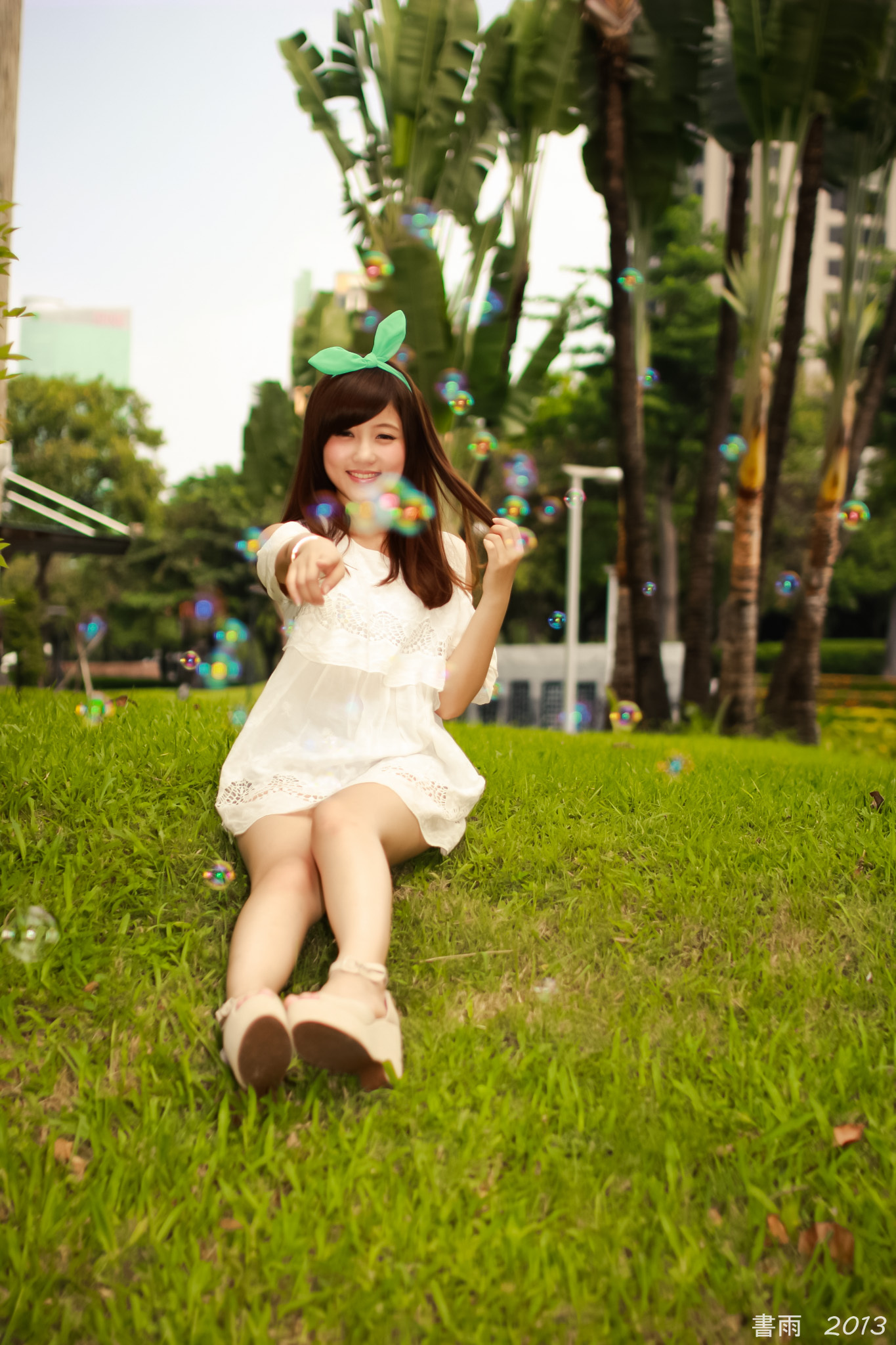 [Beautyleg番外篇]2013-09-14 敏敏国美馆外拍 1